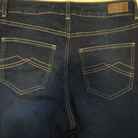 Wind River High Rise Thermal Straight Leg Jeans, Size 8x30 - Picture 8 of 8